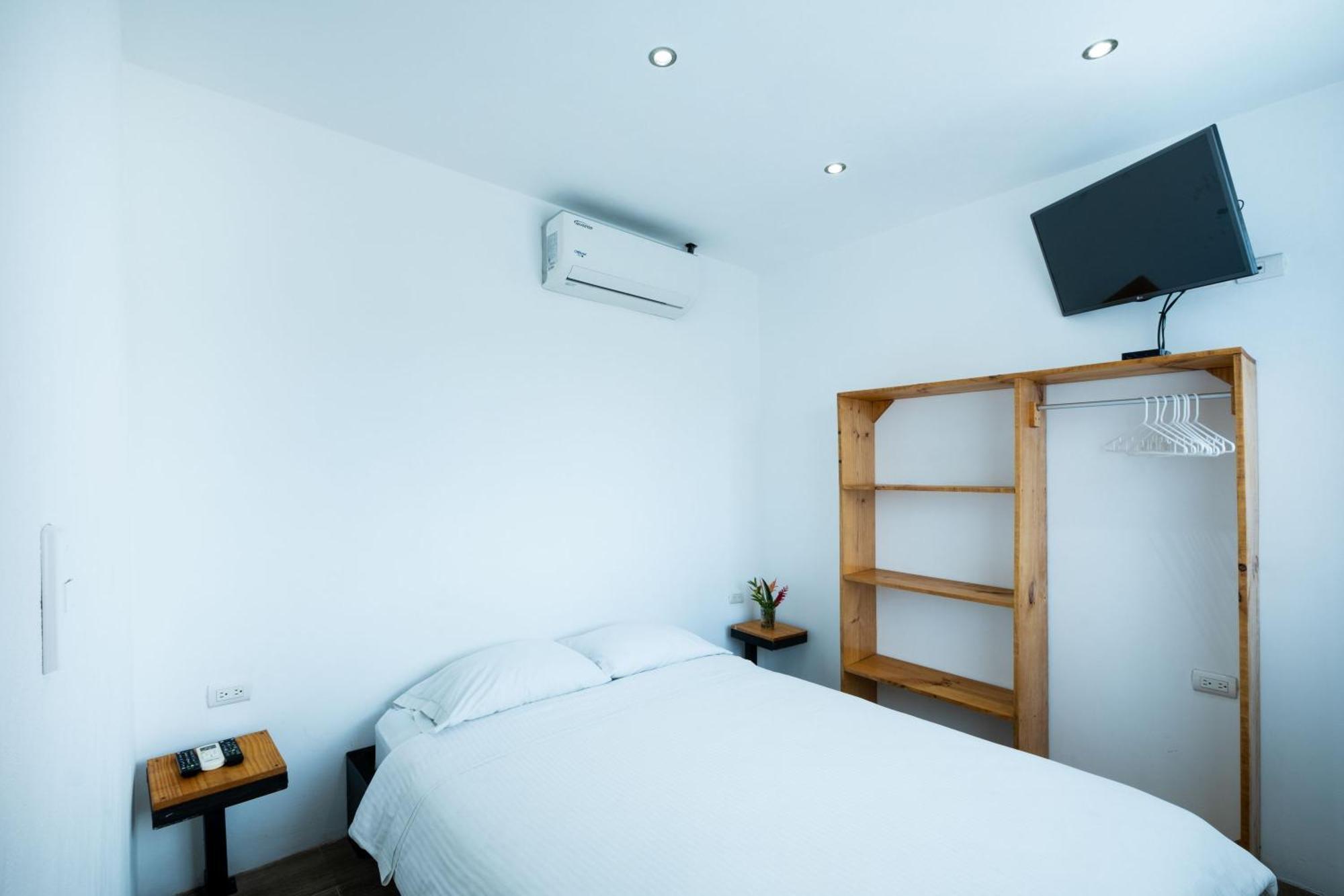 Hotel Bamboo ハコ エクステリア 写真