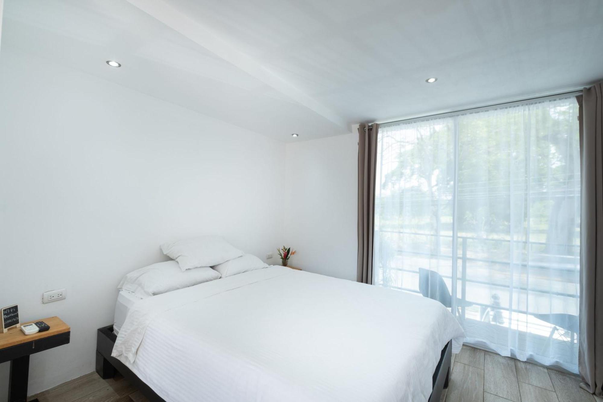 Hotel Bamboo ハコ エクステリア 写真